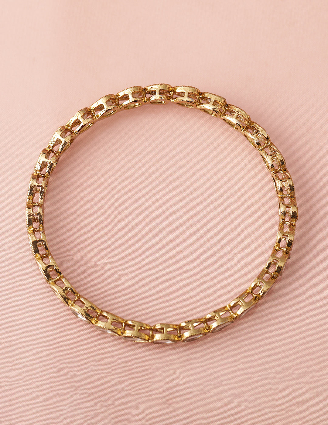 Eternal Royal Kundan Glow Bangles
