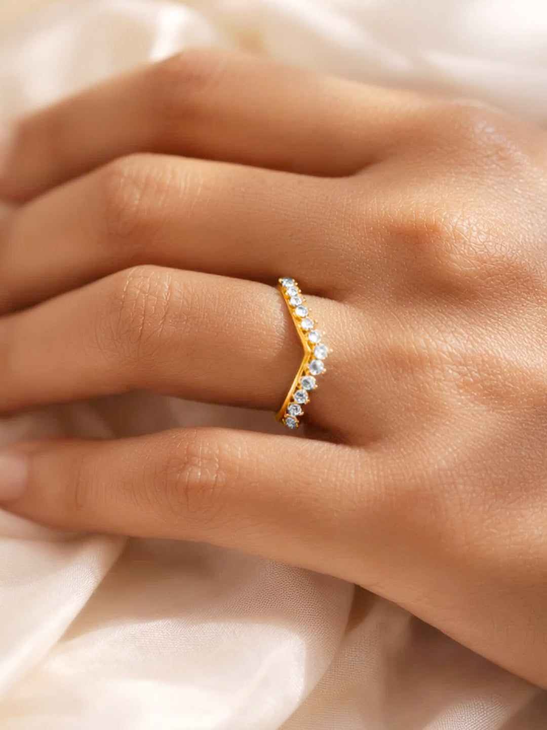 925 Fine  Silver Glittering Crown Ring