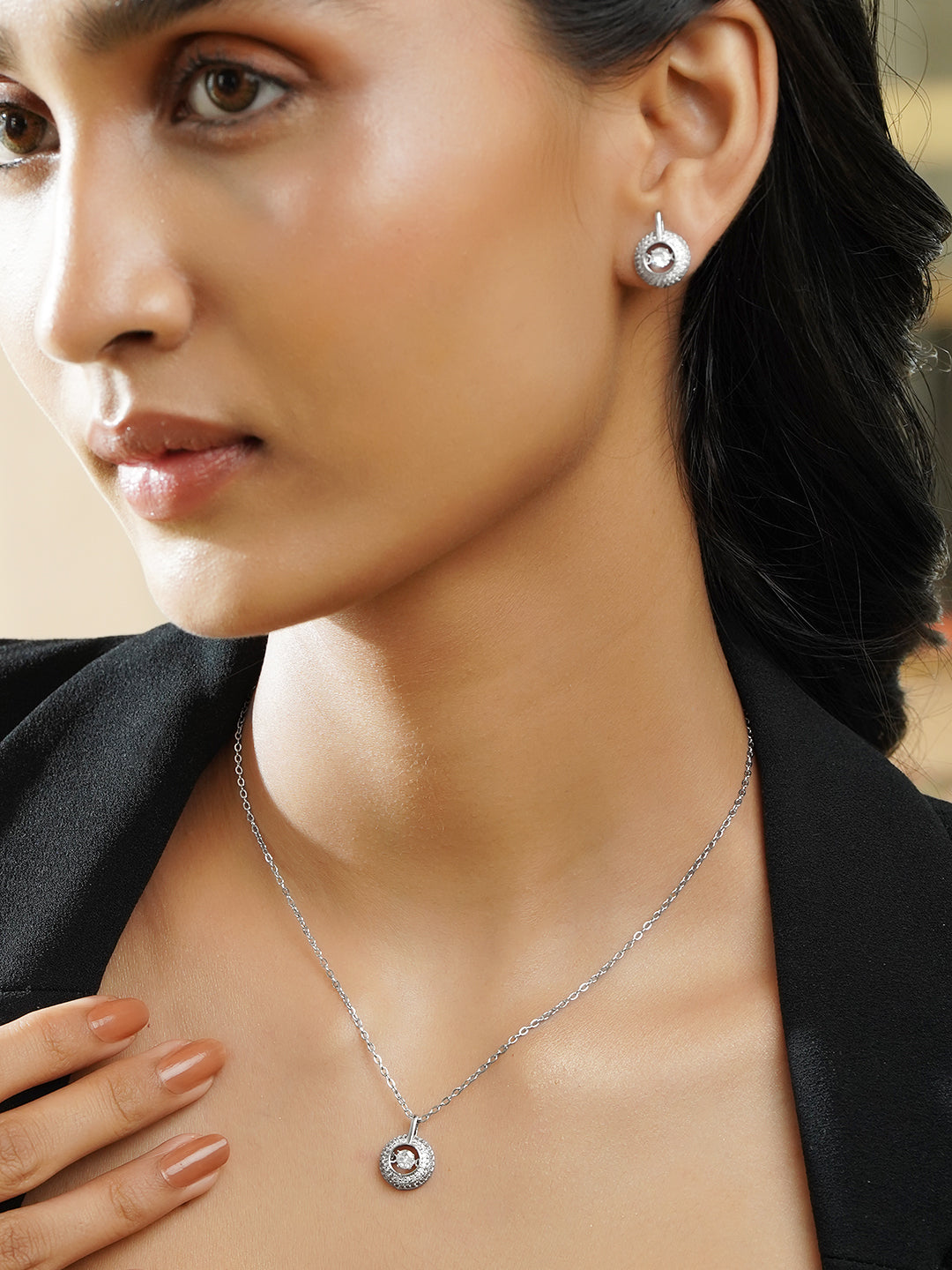 Round American Diamond Zirconia Pendant Set