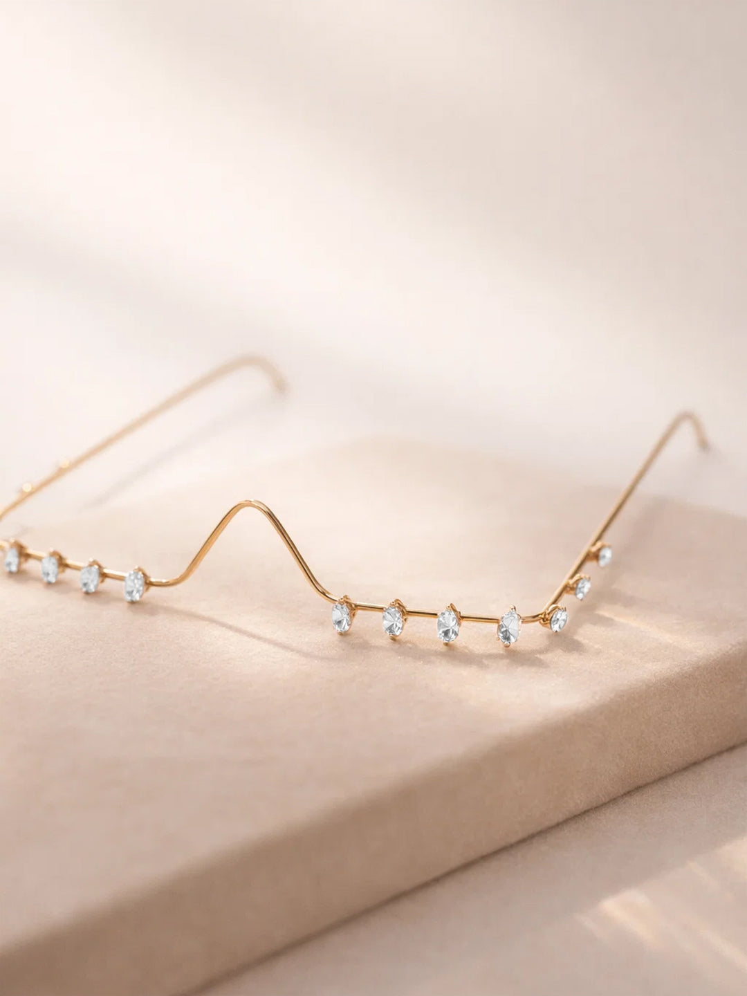 Gold Tone Brass Crystal Drop Curve Facelet Face Jewellery