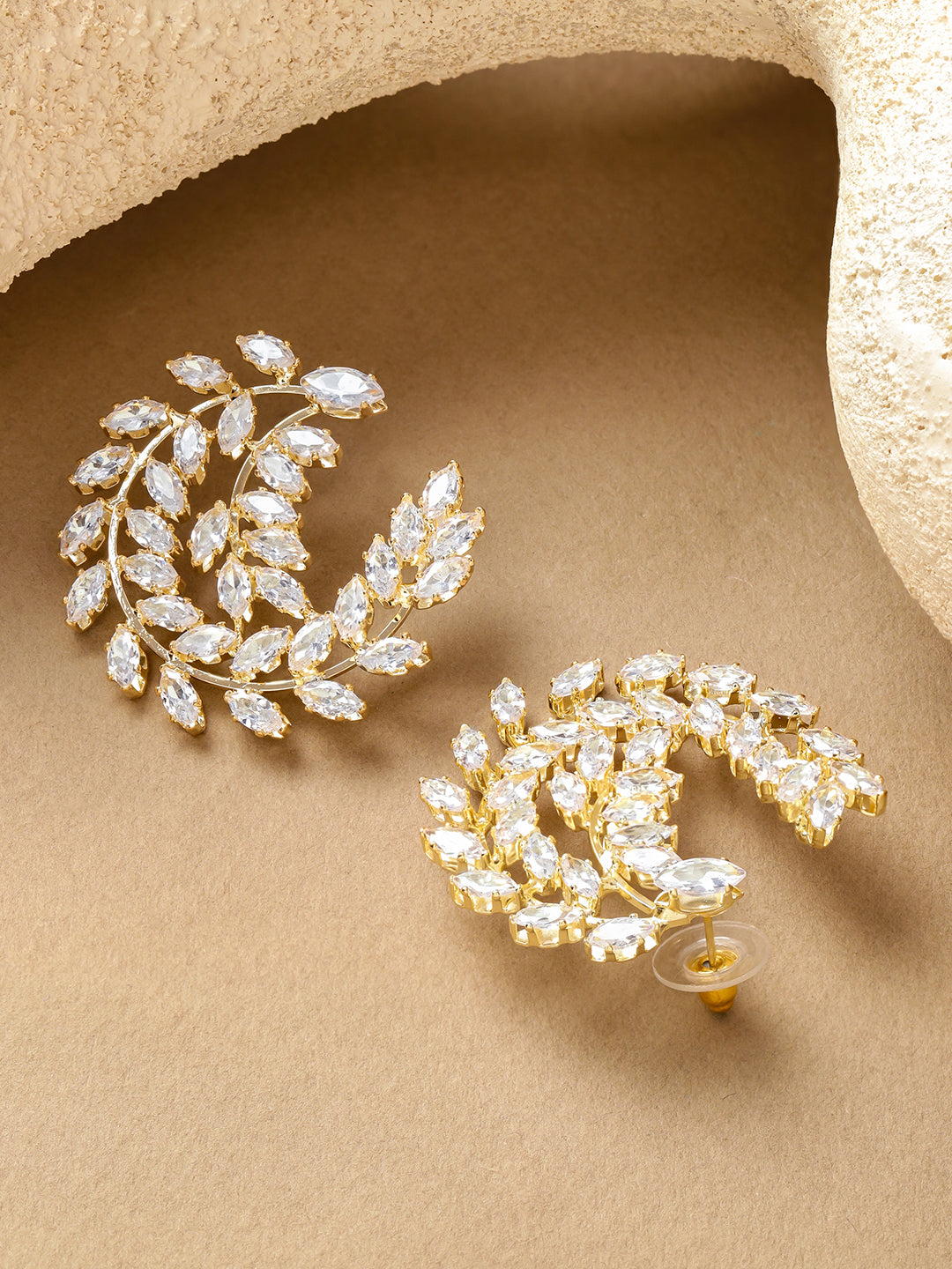 Round Leaf Stud Earrings