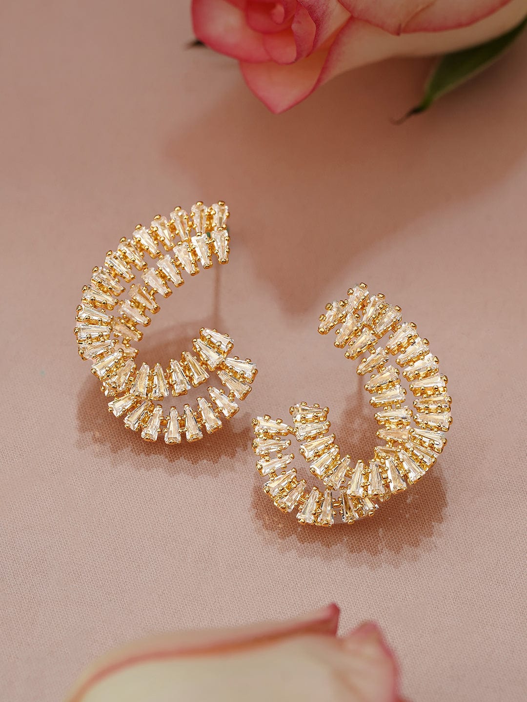 Modern Curvs American Diamond Zirconia Studs
