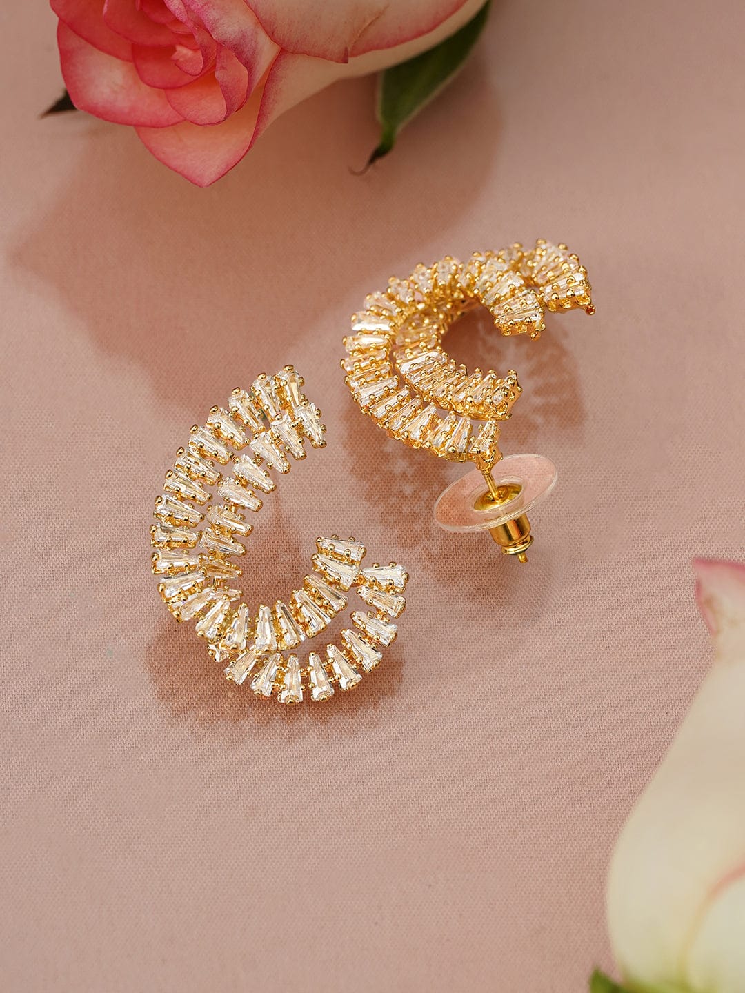 Modern Curvs American Diamond Zirconia Studs