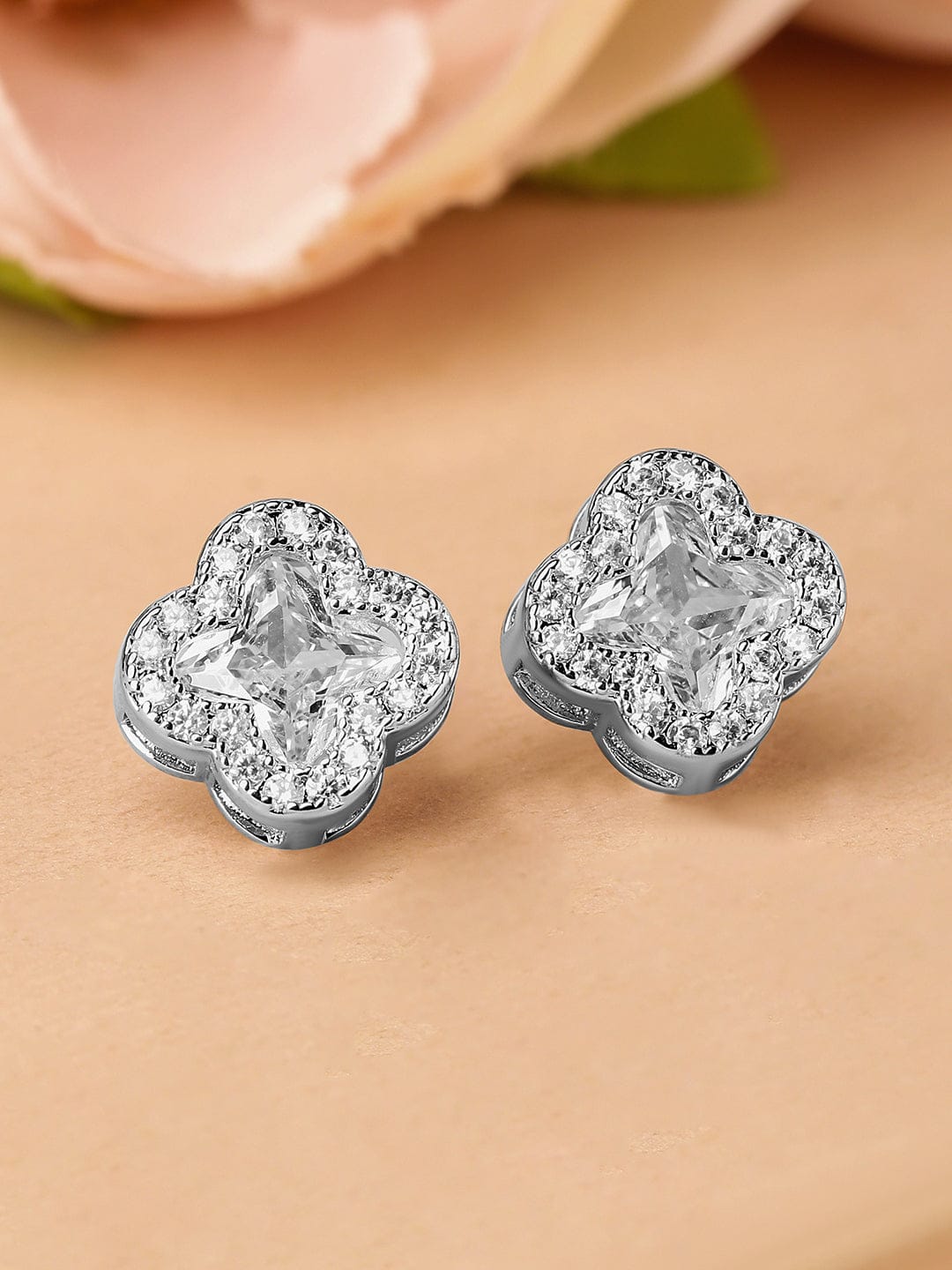 Clover Tales in Silver Light Studs