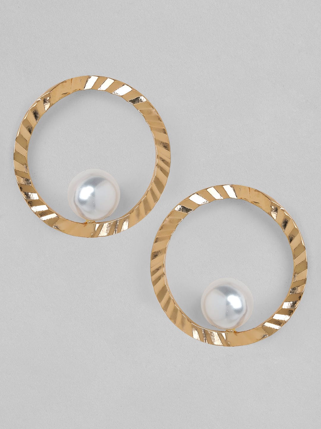 Rubans Voguish A set of 2 Gold Toned pearl Studded Earring