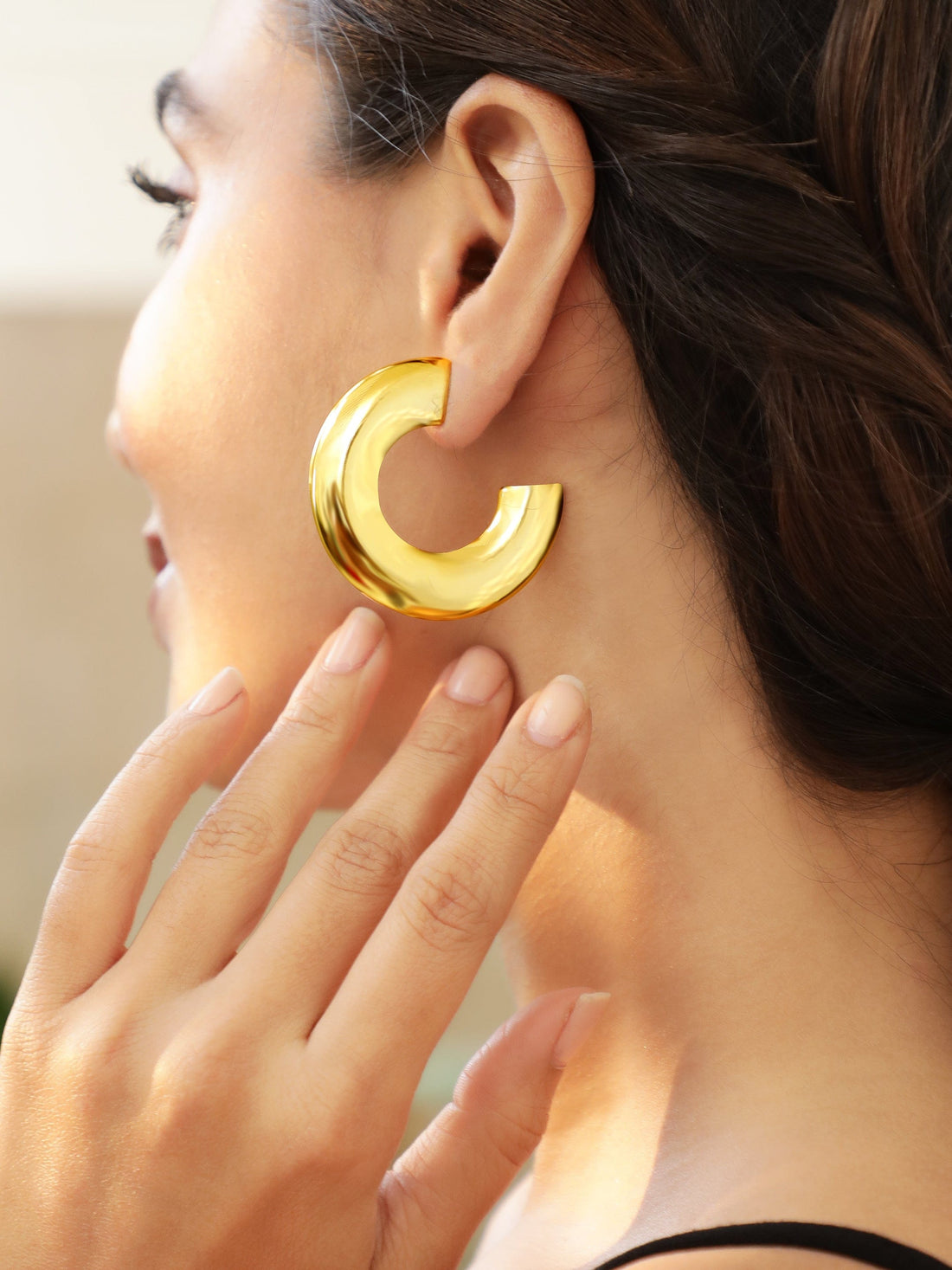Rubans 18K Gold-Plated Stainless Steel Tarnish-Free Waterproof Hoop Earrings