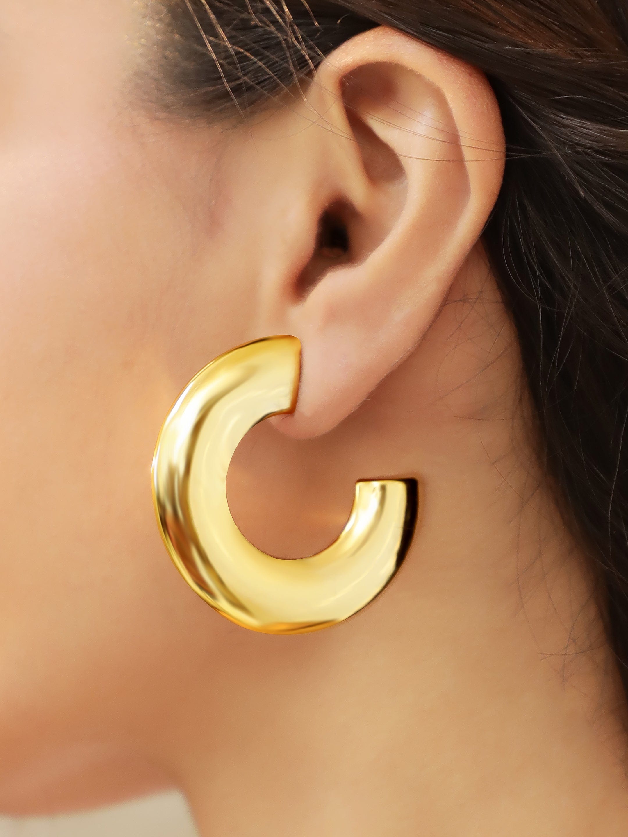 Rubans 18K Gold-Plated Stainless Steel Tarnish-Free Waterproof Hoop Earrings