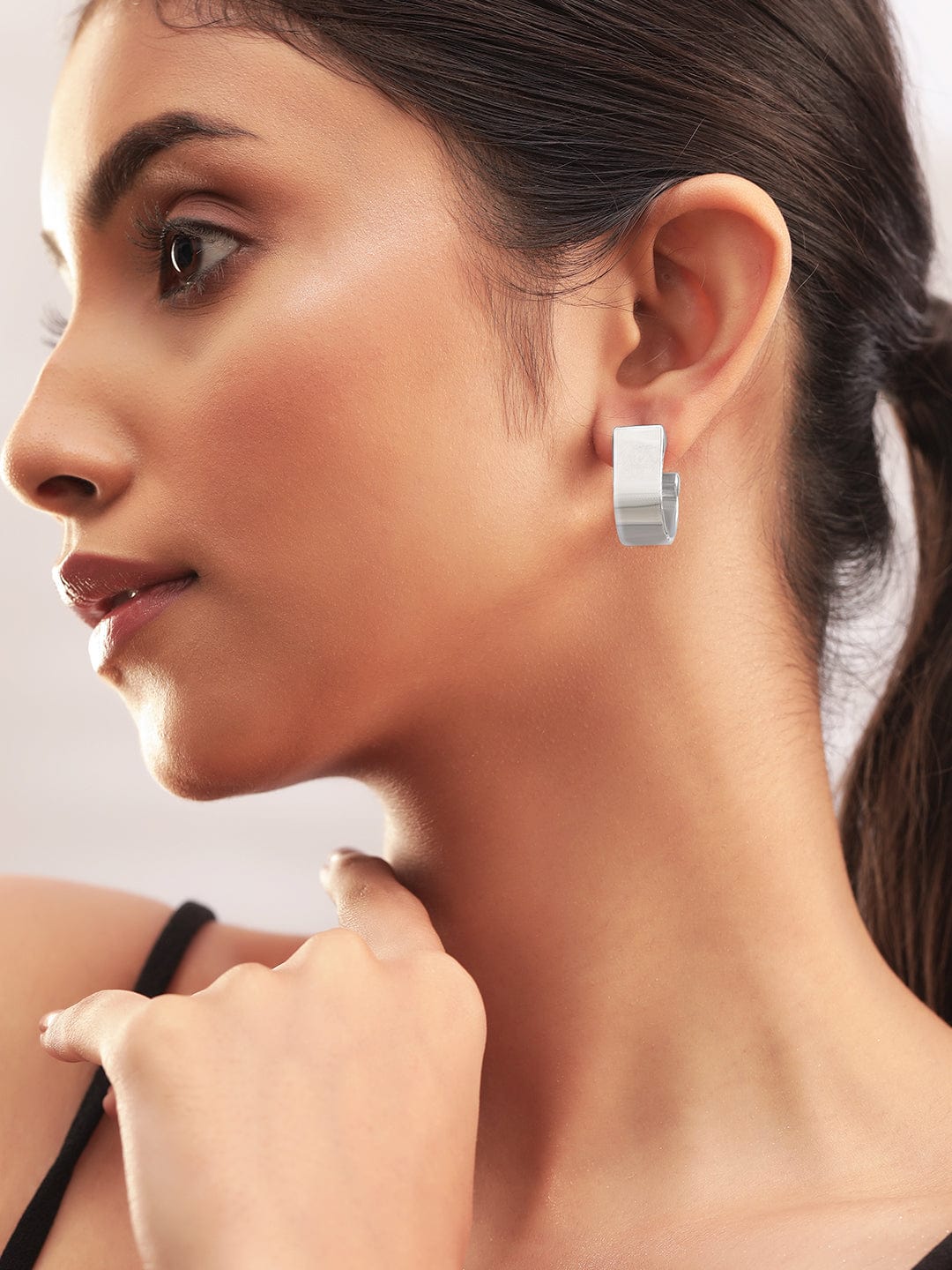 Rubans Voguish Modern Elegance Silver Plated Hoop Earrings